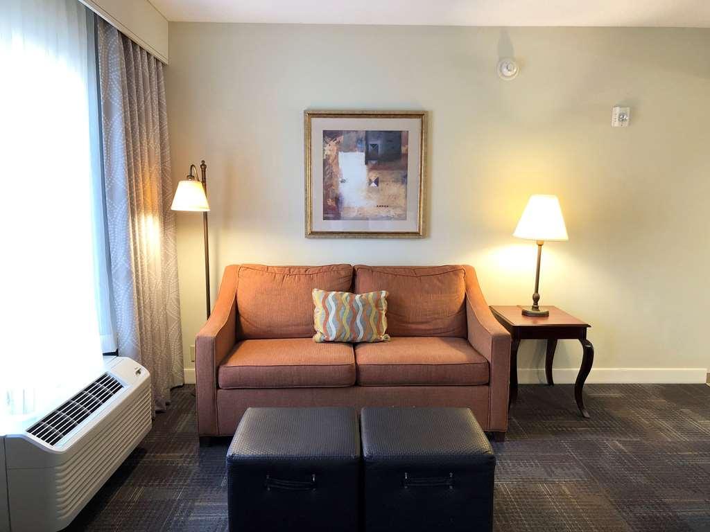 Hampton Inn & Suites Norfolk-Airport Kamer foto